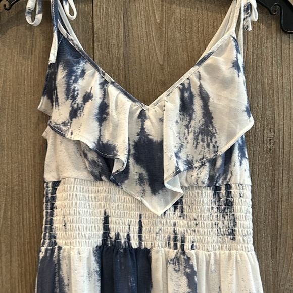 Guess flowy hi low dress XXS EUC - Picture 3 of 7